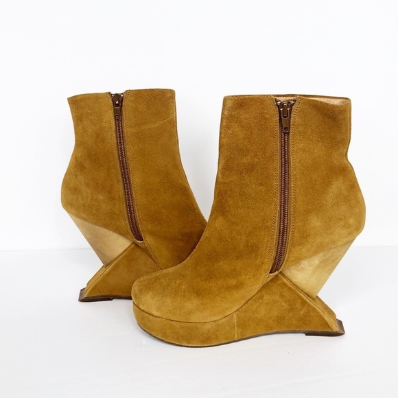 JEFFREY Campbell handmade tan Meeker suede boots - Picture 9 of 12